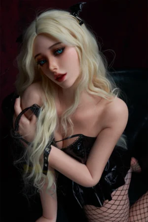 Belle Delphine Sexpuppe Real Dolls
