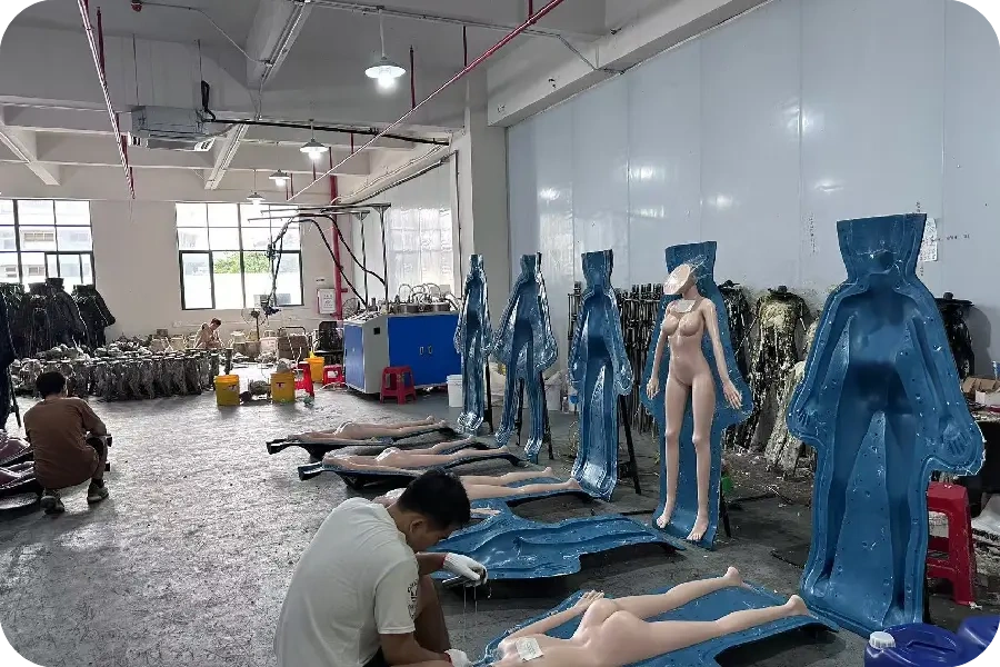 Sexpuppen Fabrikfotos