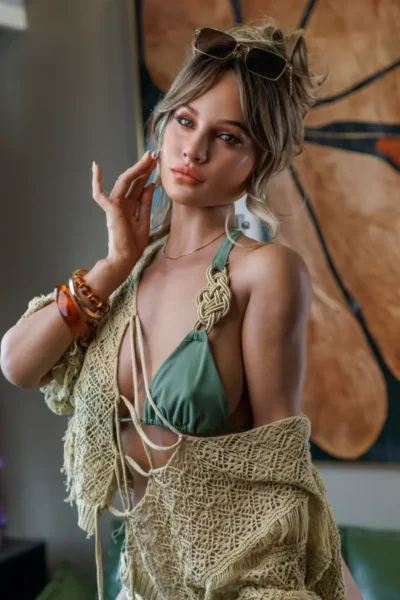 Alessia 169cm Vollsilikon muskulöse Sexpuppe im grünen Bikini mit Häkeljacke